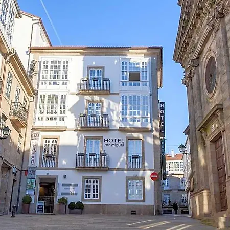 San Miguel 3*